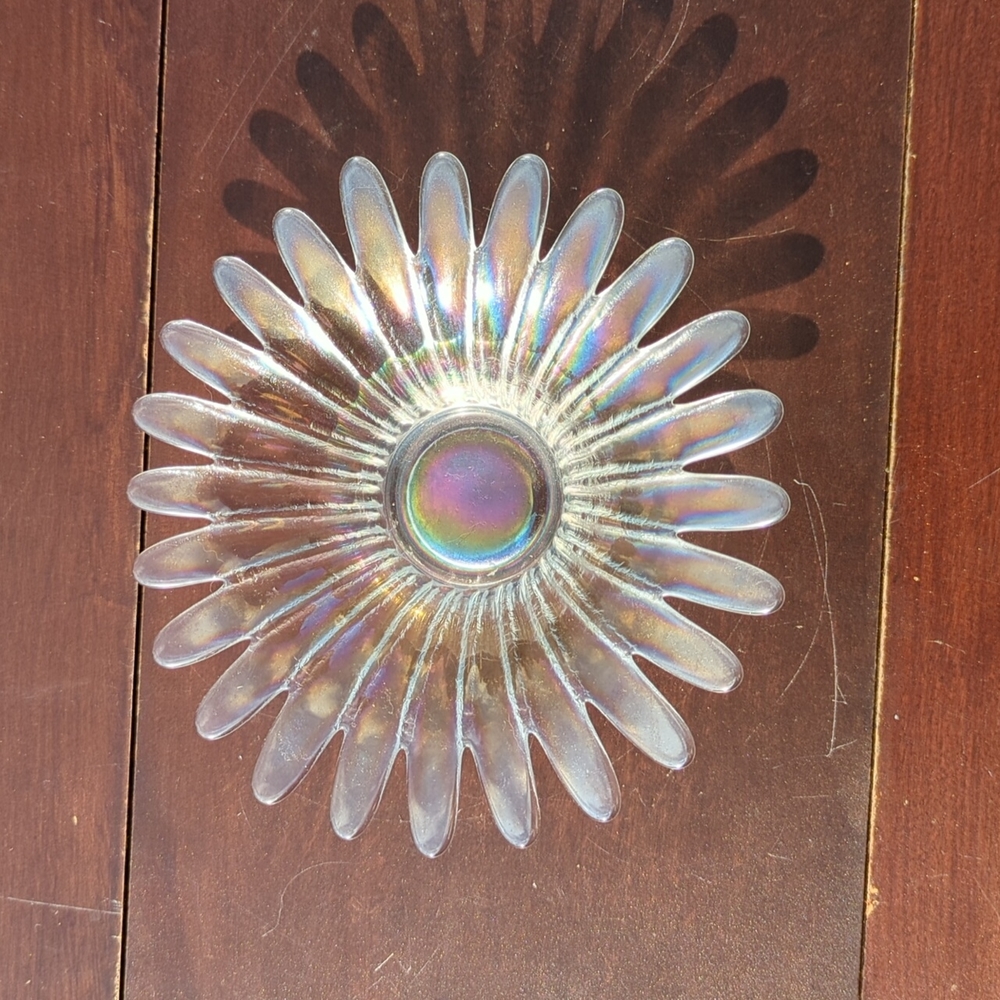 Iridescent color with a rainbow hue, flower design candle holder